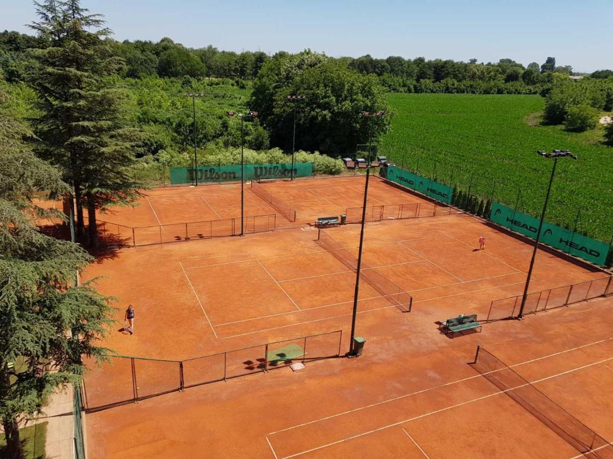Roomsapartments Popcourt Pančevo エクステリア 写真