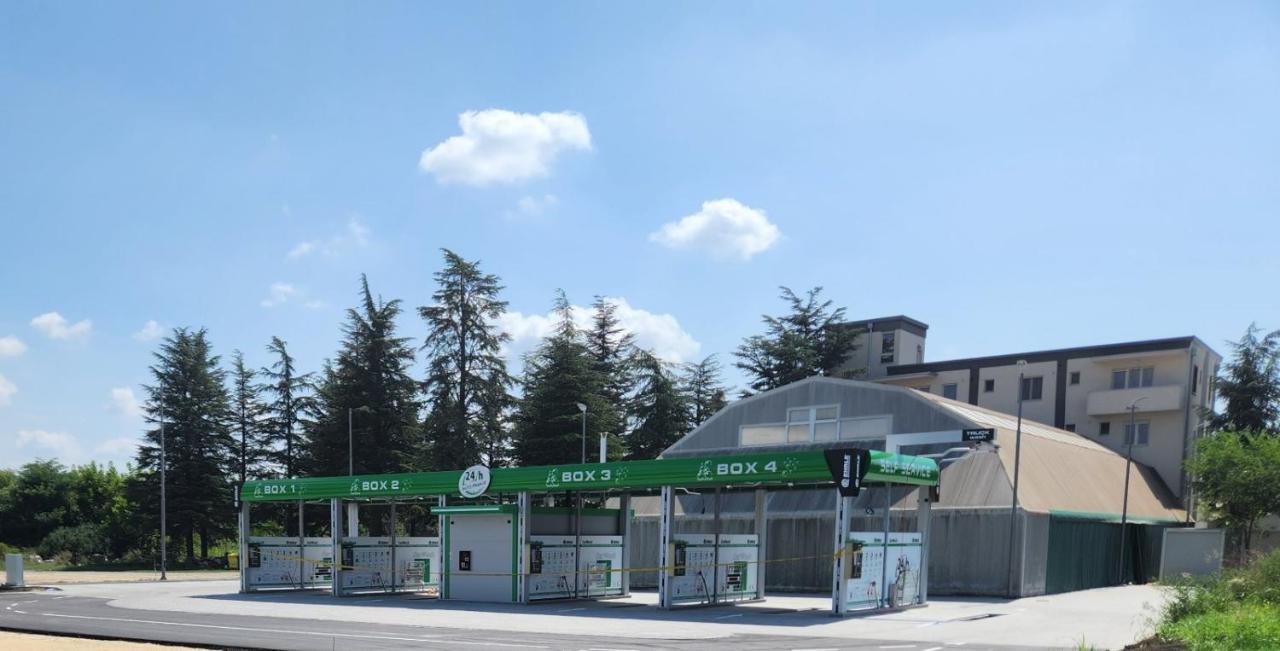 Roomsapartments Popcourt Pančevo エクステリア 写真